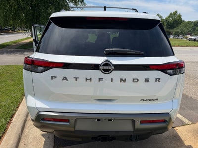 2026 Nissan Pathfinder Platinum