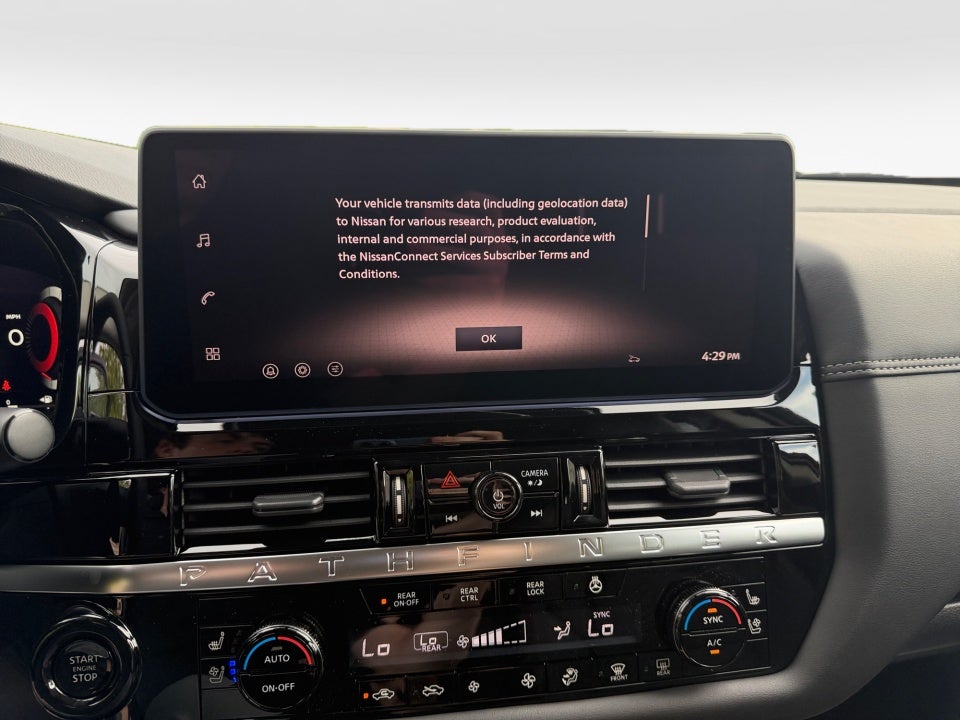 2026 Nissan Pathfinder Platinum