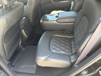 2023 Nissan Armada Platinum 4WD