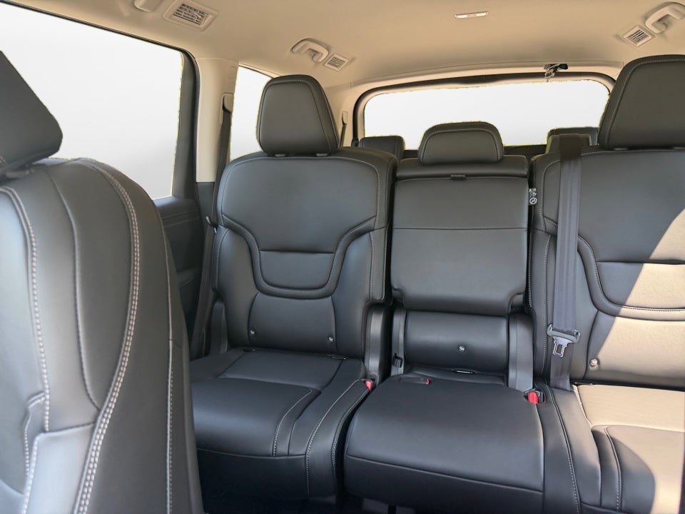 2026 Nissan Armada SV