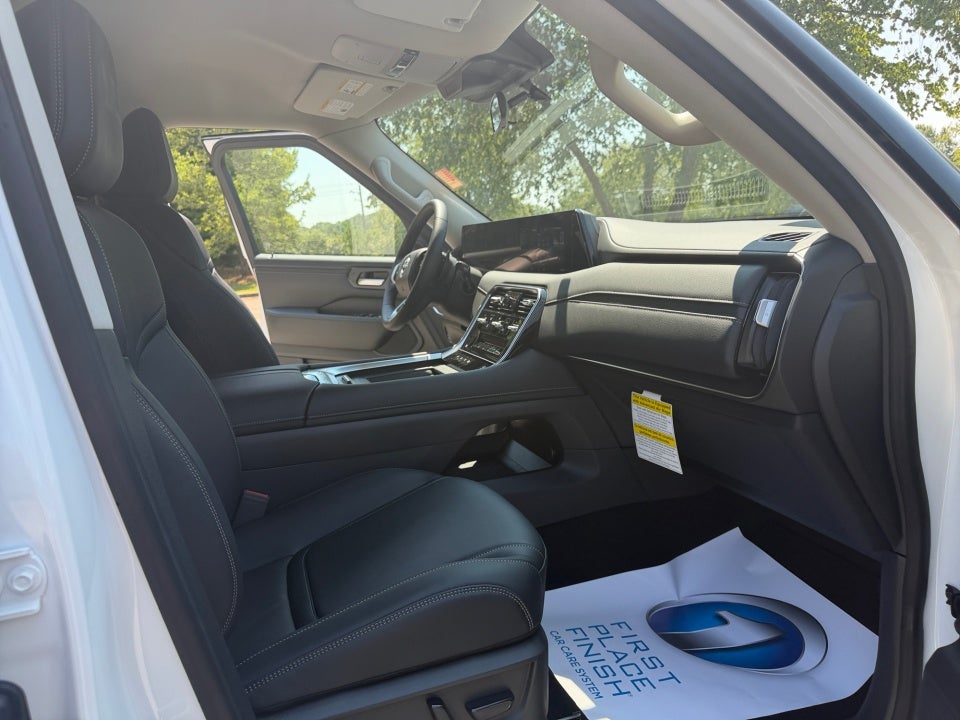 2026 Nissan Armada SV