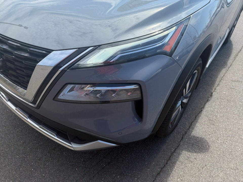 2023 Nissan Rogue Platinum FWD