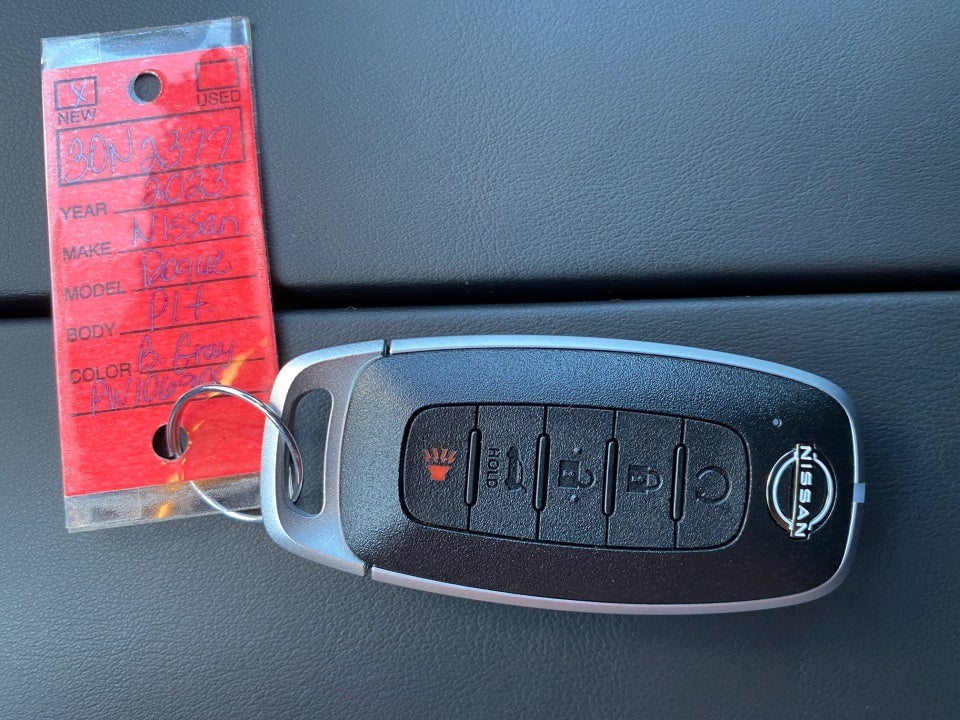 2023 Nissan Rogue Platinum FWD