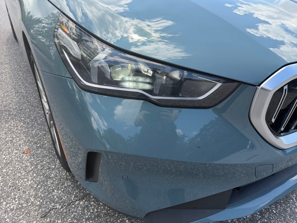 2024 BMW 530i 530i