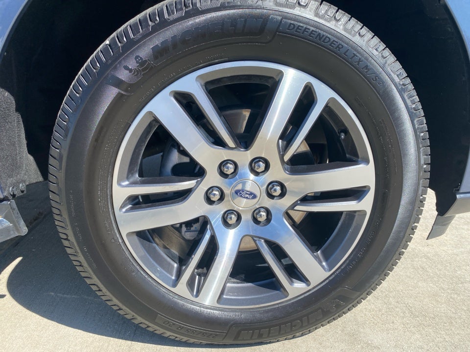 2022 Ford Expedition XLT