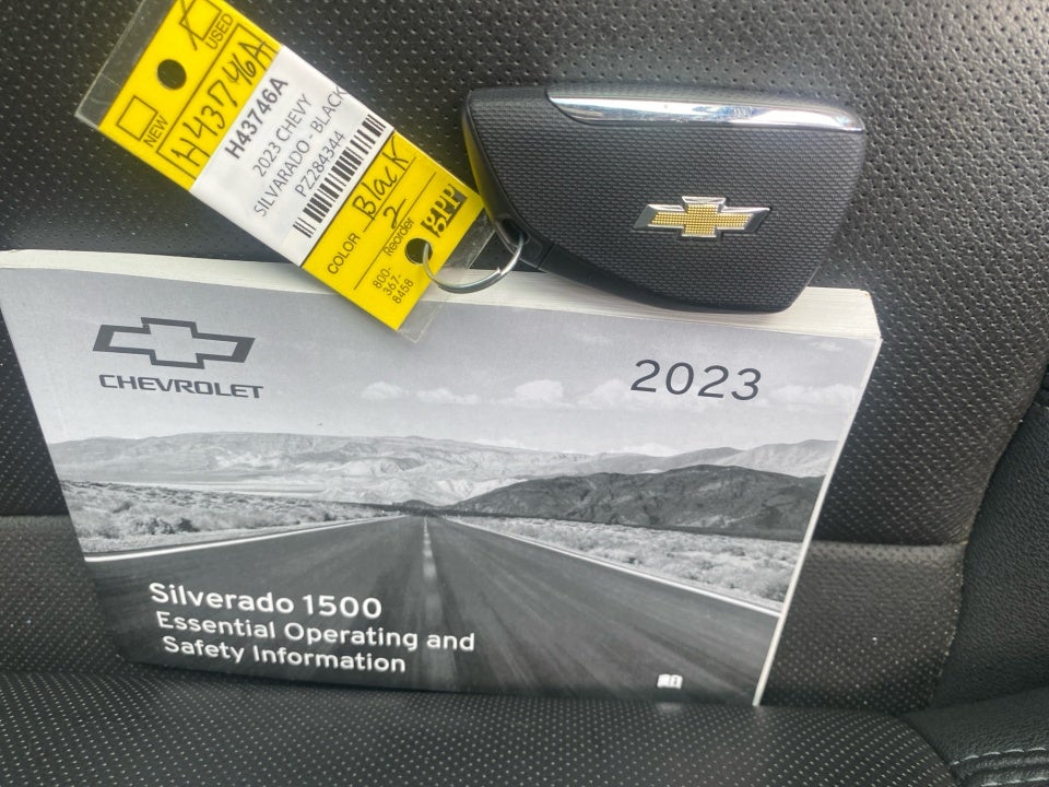 2023 Chevrolet Silverado 1500 4WD Crew Cab Short Bed LTZ