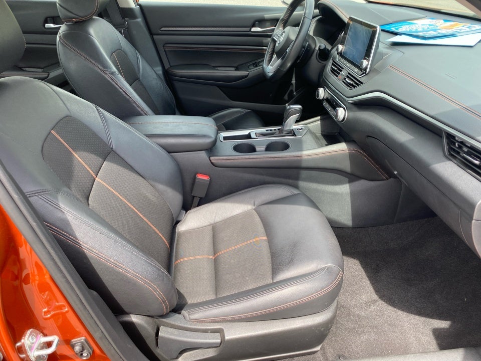 2022 Nissan Altima SR FWD