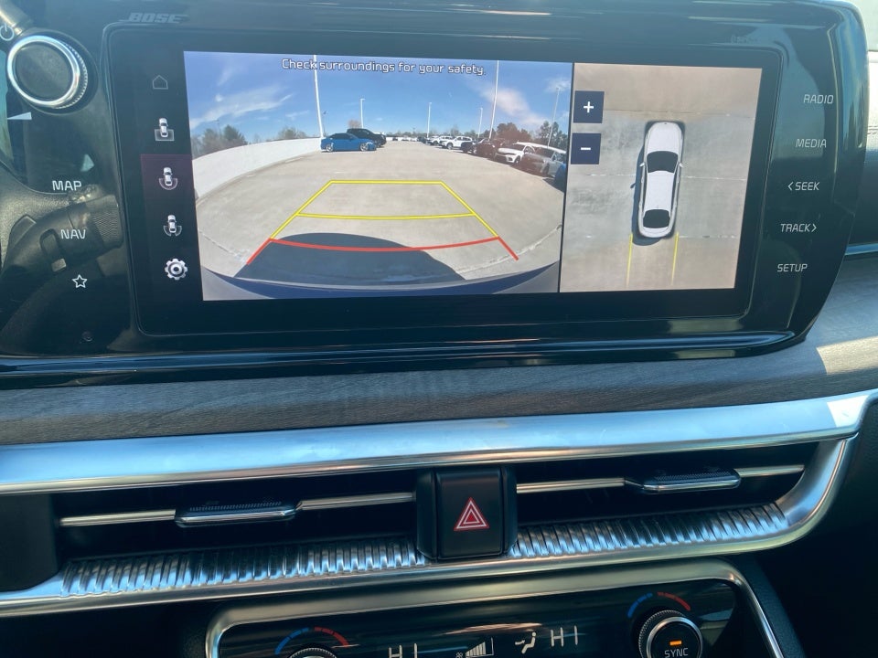 2022 Kia K5 EX