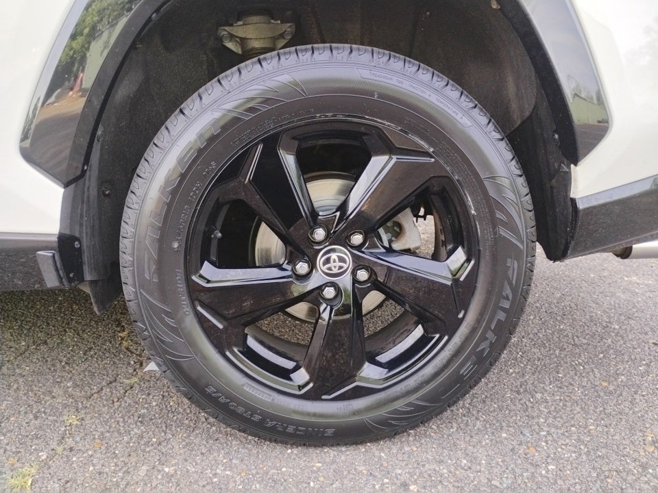 2020 Toyota RAV4 Hybrid Hybrid XSE