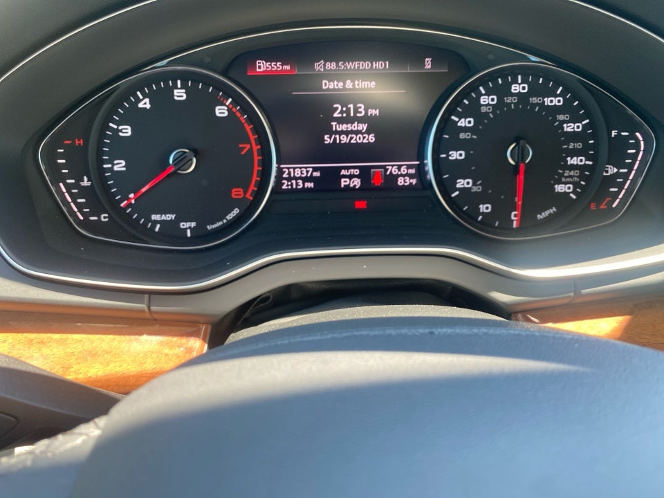 2025 Audi Q5 Premium 40 TFSI quattro S tronic