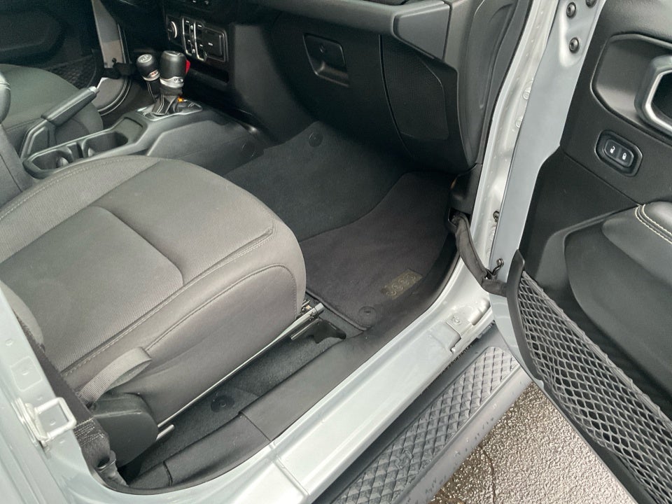 2023 Jeep Gladiator Overland 4x4