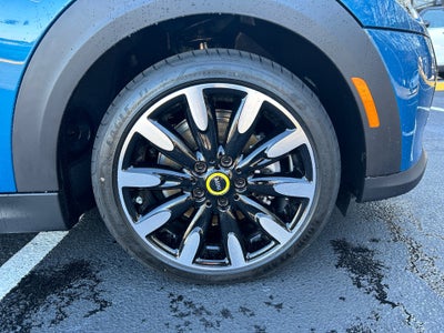 2024 MINI SE Hardtop Cooper