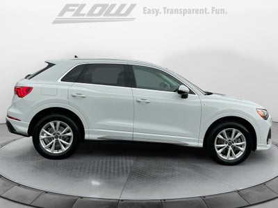 2022 Audi Q3 S line Premium