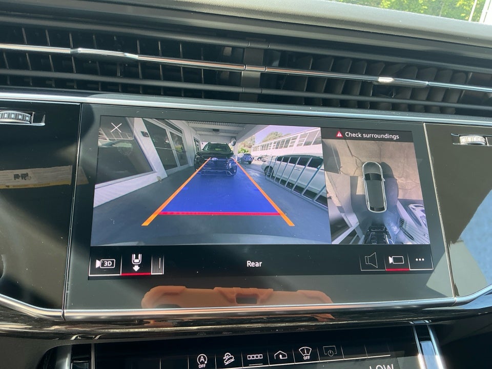 2022 Audi Q8 Prestige