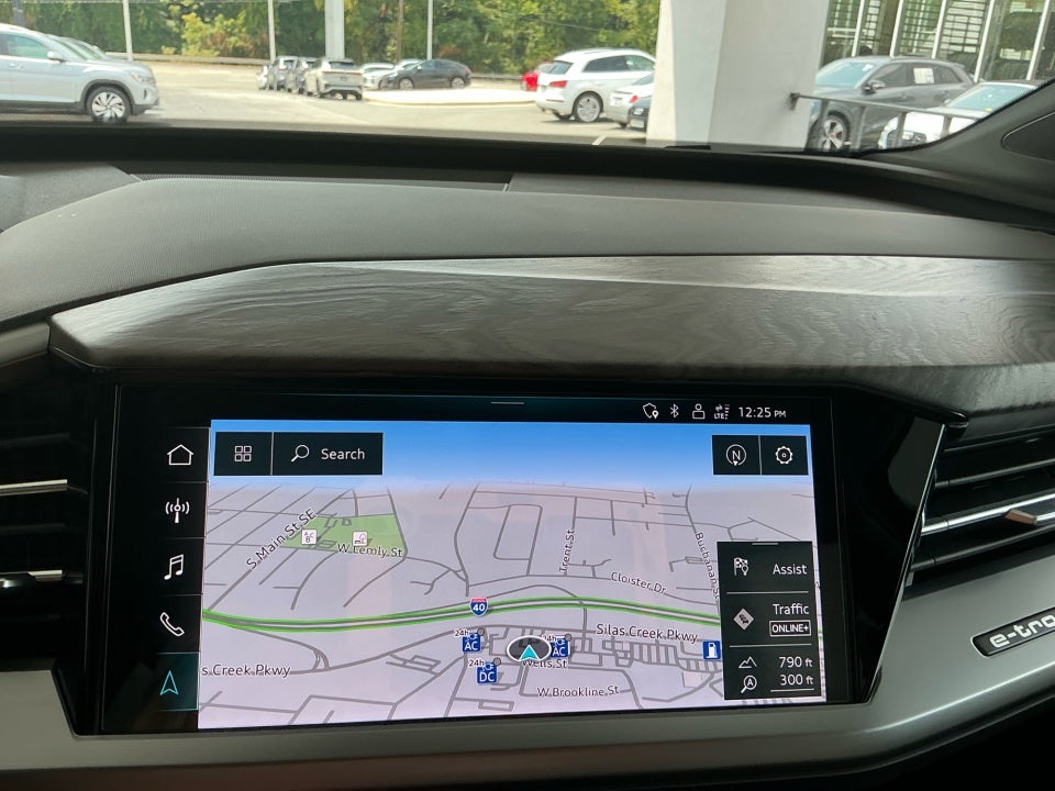 2025 Audi Q4 e-tron Premium
