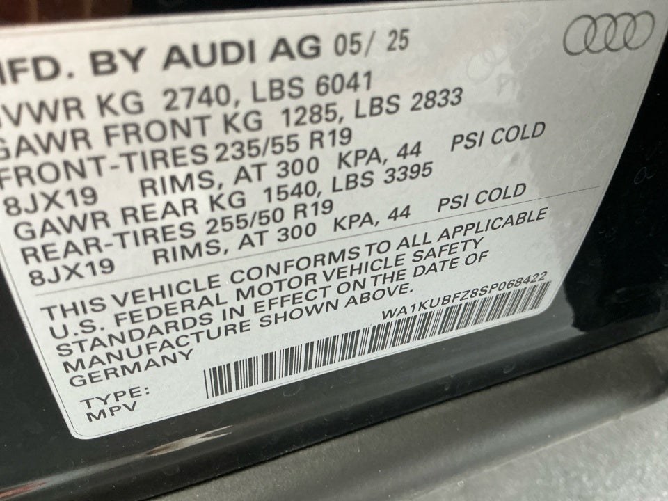 2025 Audi Q4 e-tron Premium