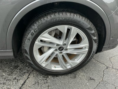 2023 Audi Q7 Premium Plus