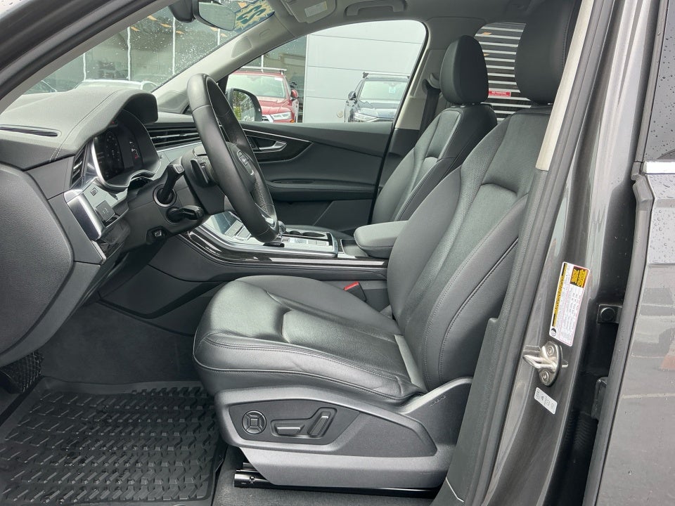 2023 Audi Q7 Premium Plus