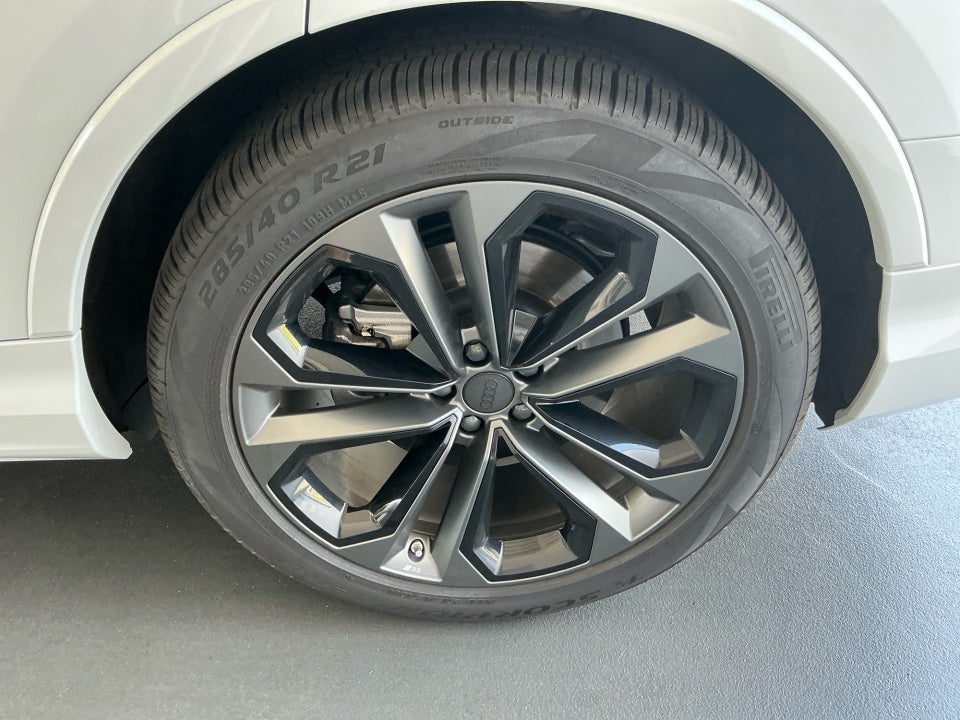 2026 Audi Q7 Premium Plus 55 TFSI quattro tiptronic