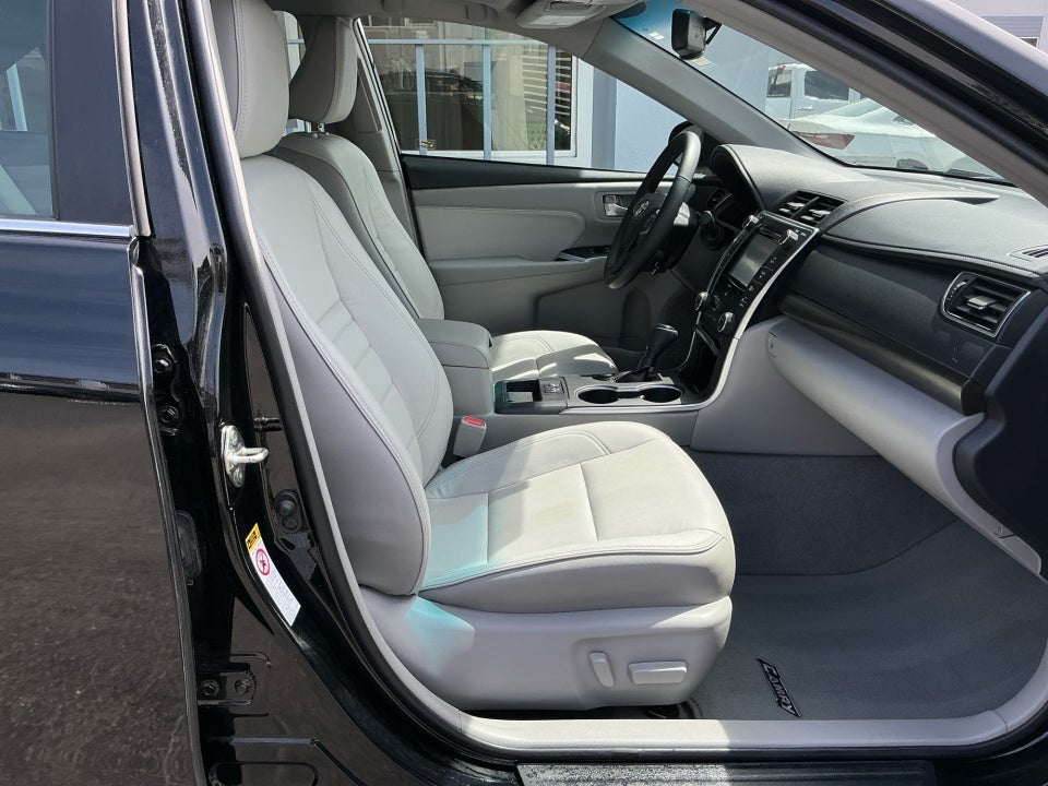 2017 Toyota Camry XLE