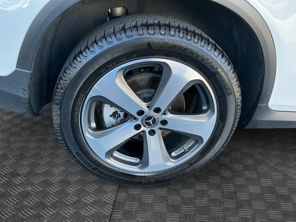 2022 Mercedes-Benz GLC 300 GLC 300