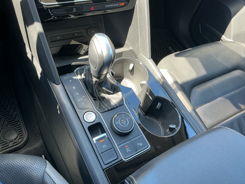 2021 Volkswagen Atlas 3.6L V6 SEL Premium R-Line