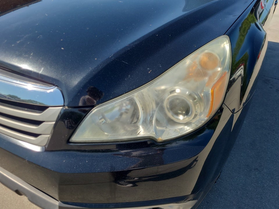 2010 Subaru Outback 2.5i Premium