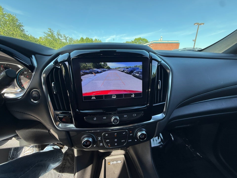 2023 Chevrolet Traverse AWD LT Cloth