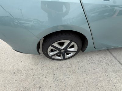 2017 Toyota Prius Three Touring