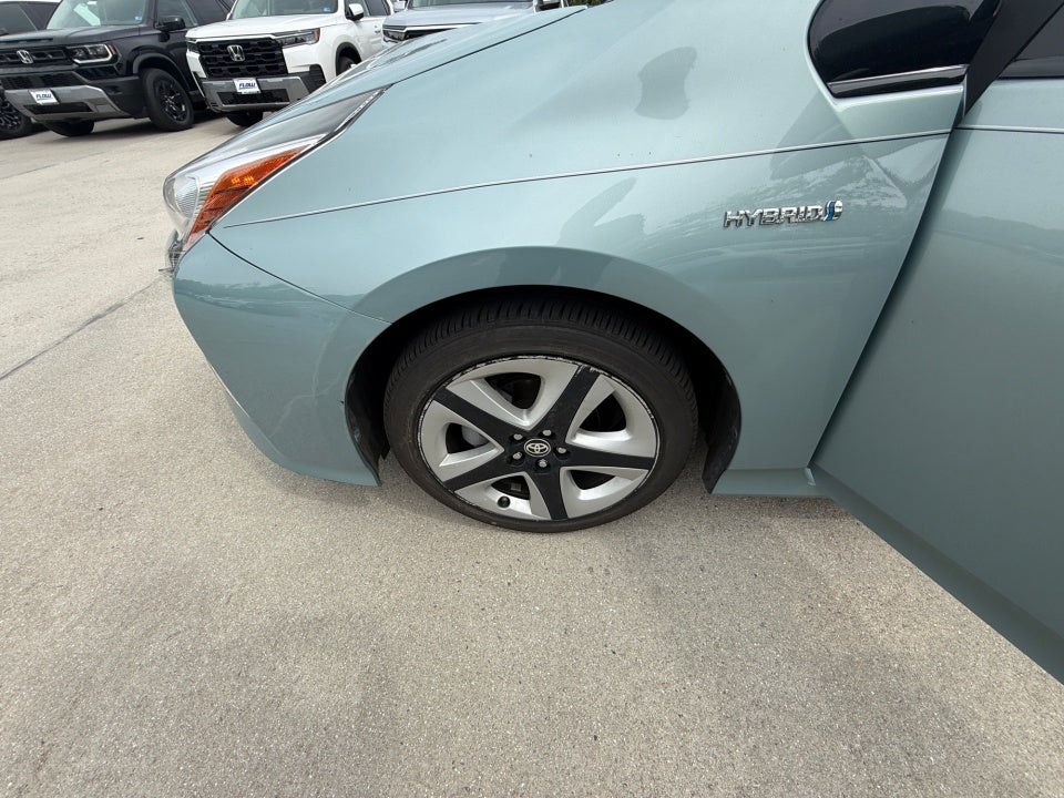 2017 Toyota Prius Three Touring