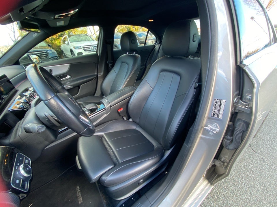 2020 Mercedes-Benz A 220 A 220