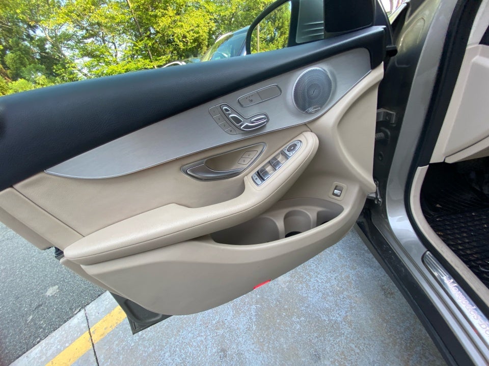 2019 Mercedes-Benz GLC 300 GLC 300