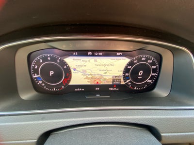 2018 Volkswagen Golf R 2.0T w/DCC & Navigation