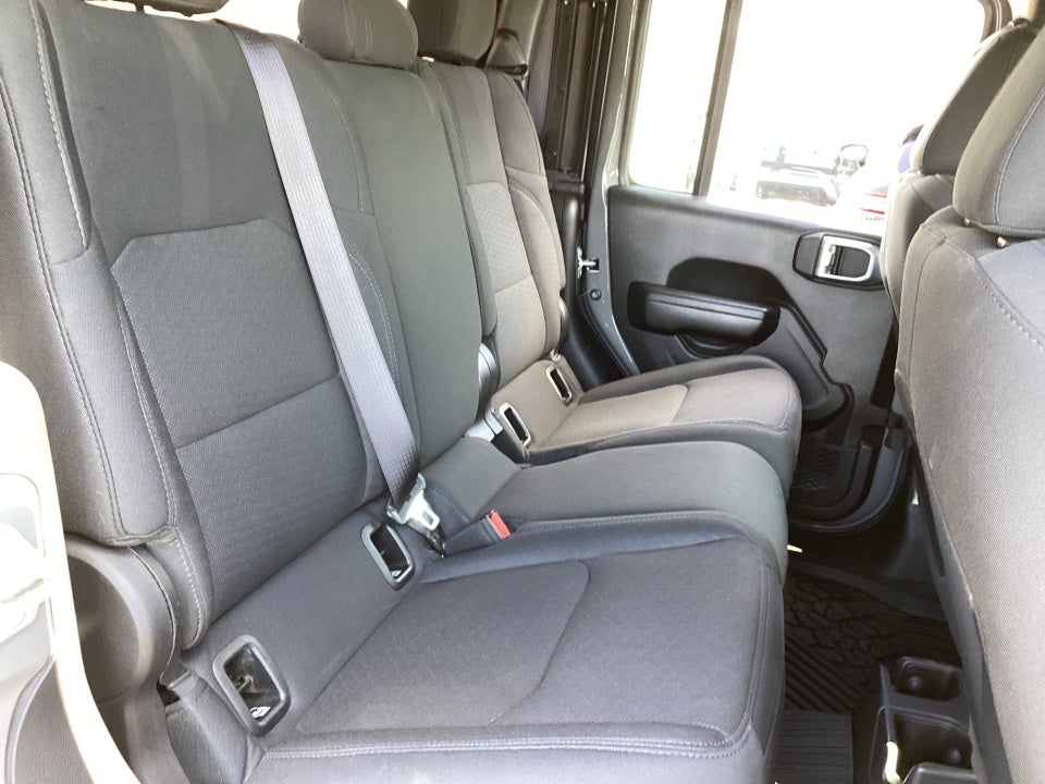 2021 Jeep Gladiator Willys 4x4