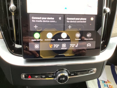 2026 Volvo XC90 Core