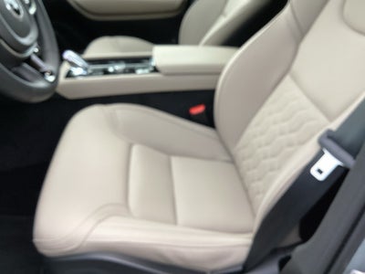 2026 Volvo XC90 Core