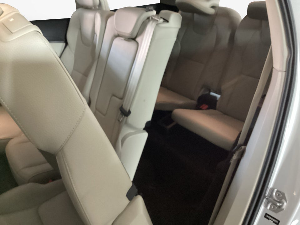 2020 Volvo XC90 Momentum