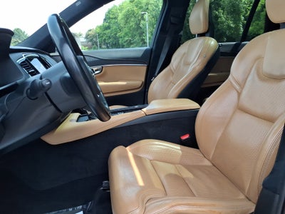 2022 Volvo XC90 T6 Inscription 7 Passenger