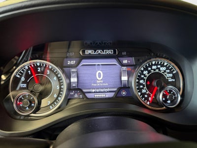 2021 RAM 1500 Big Horn Crew Cab 4x4 5'7" Box