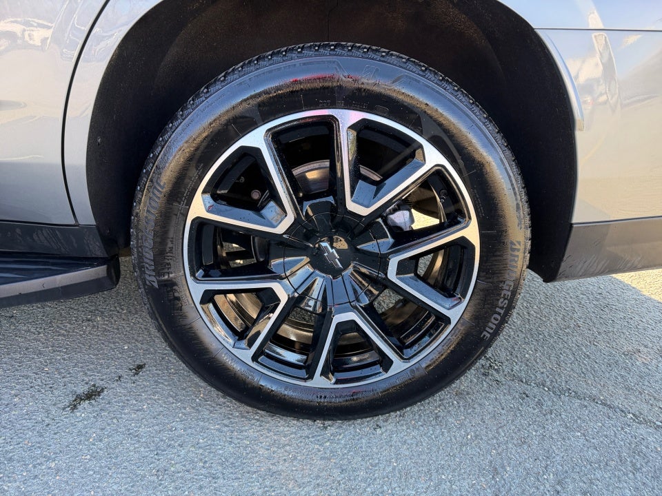 2025 Chevrolet Tahoe 4WD RST