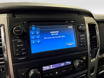 2018 Nissan TITAN SV