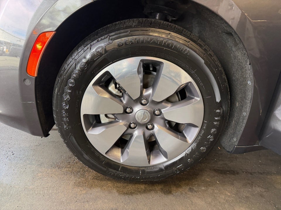 2019 Chrysler Pacifica Hybrid Limited