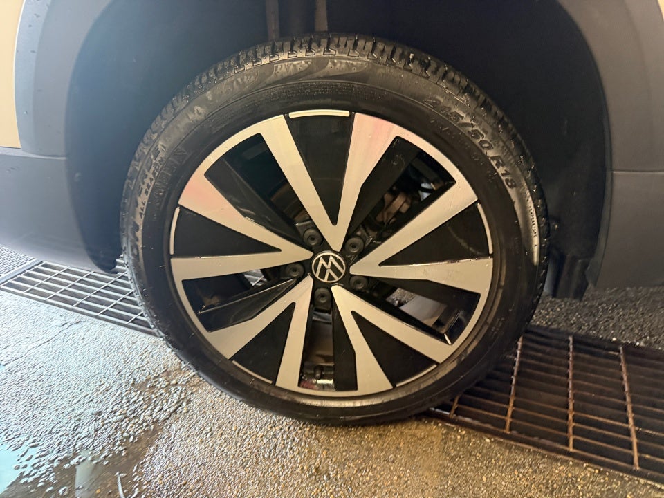 2023 Volkswagen Taos SE