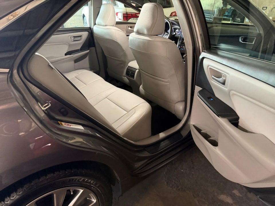 2017 Toyota Camry XLE