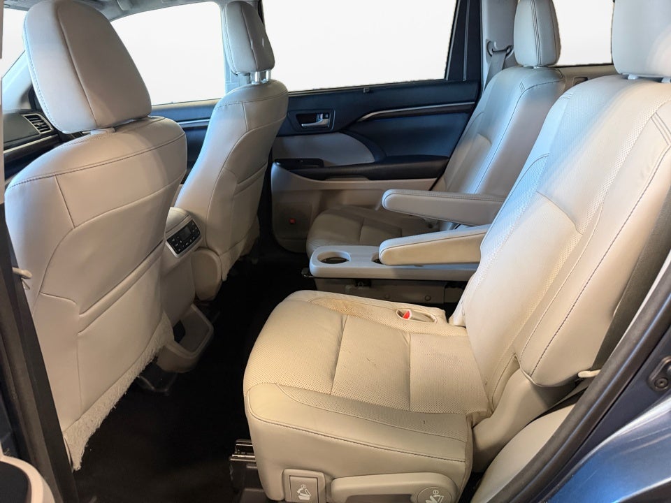 2015 Toyota Highlander Limited Platinum
