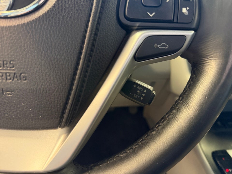 2015 Toyota Highlander Limited Platinum
