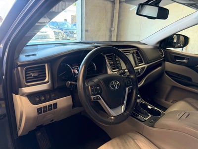 2015 Toyota Highlander Limited Platinum