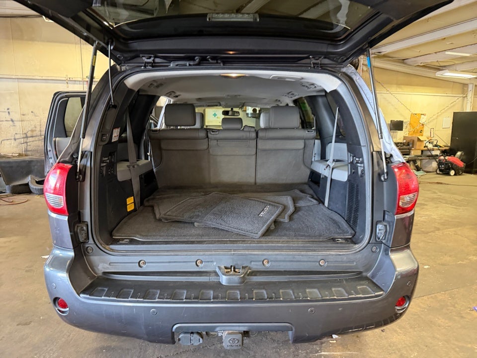 2014 Toyota Sequoia Limited 5.7L V8