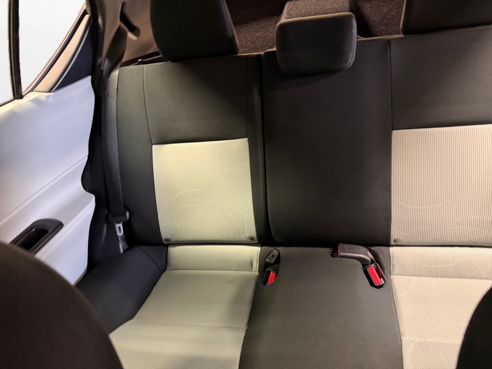 2014 Toyota Prius c Three