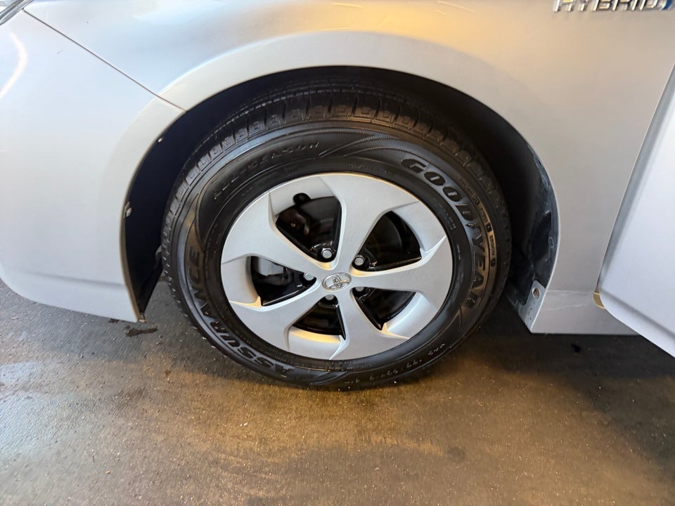 2014 Toyota Prius Two